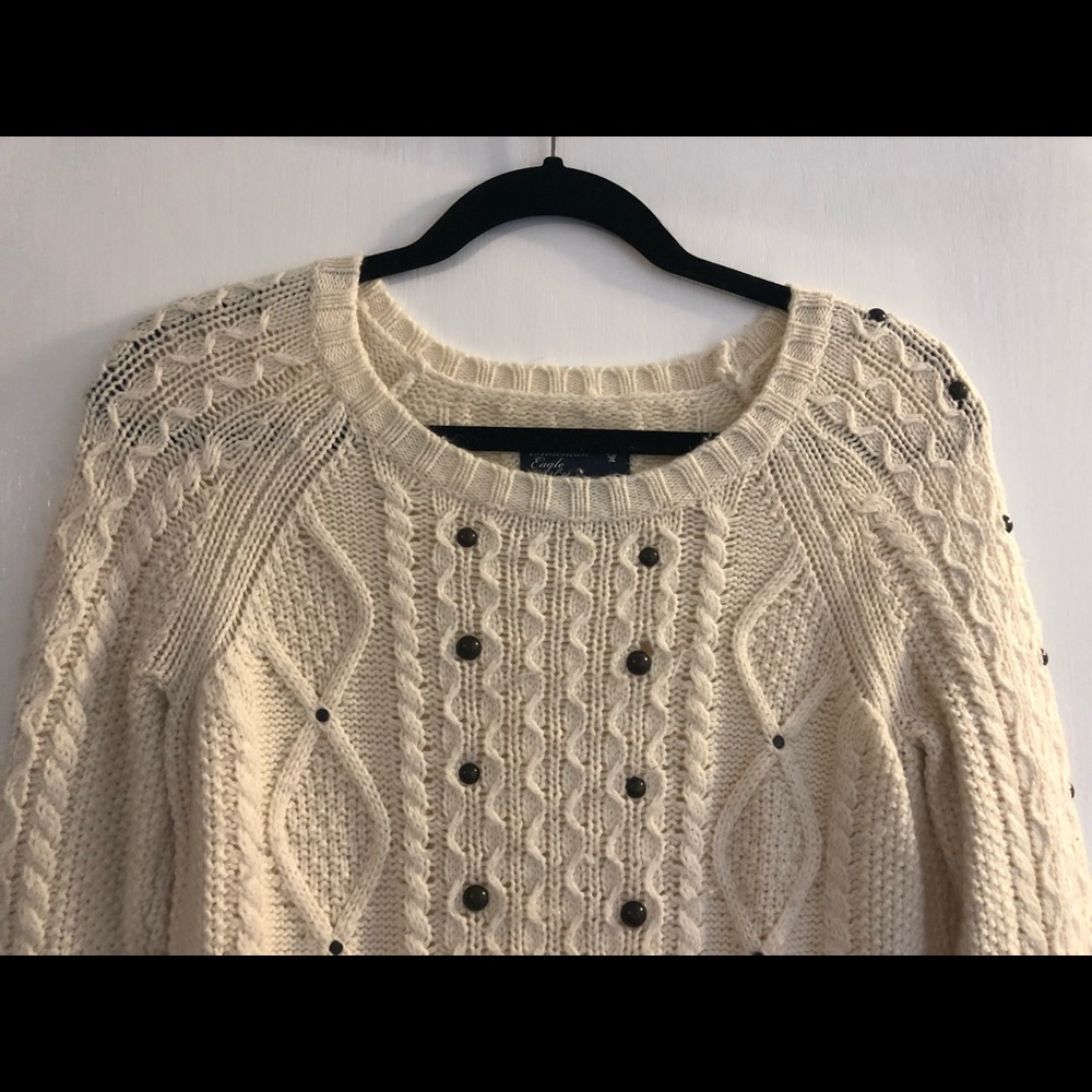 American Eagle cream sweater tunic